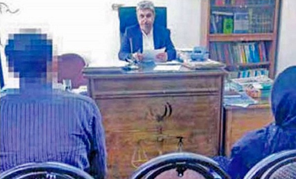 زنی که پس از ۳۵ سال می‌خواهد طلاق بگیرد!